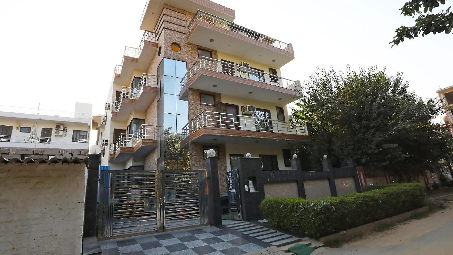 Hotel Singh Residency Gurgaon