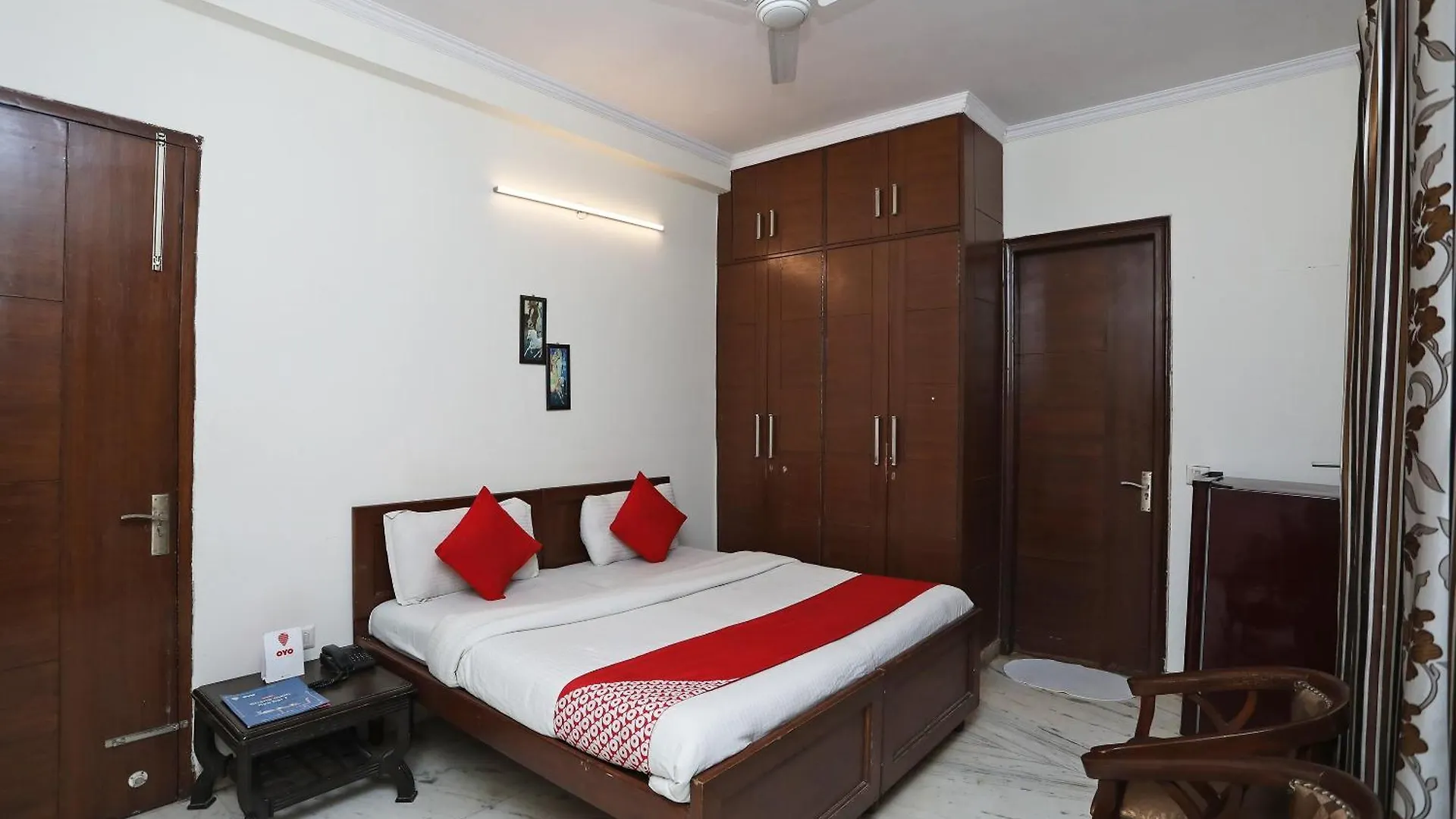 Hotel Singh Residency Gurgaon